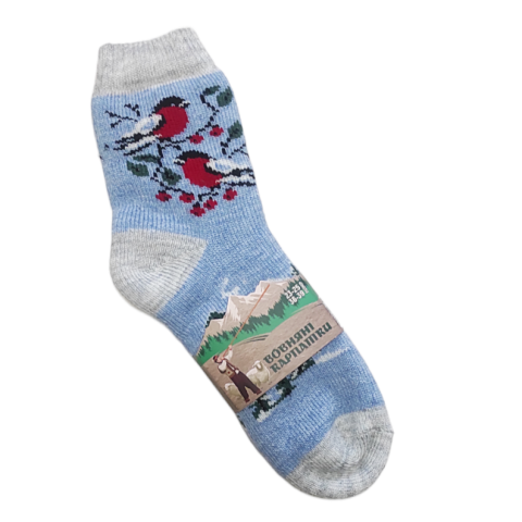 Шерстяные носки серия "КАРПАТКИ" рис. Снегири с избушкой